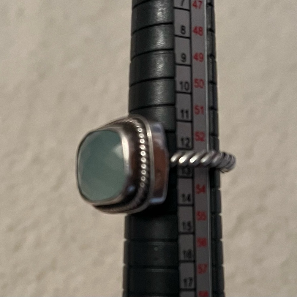 Ladies ring